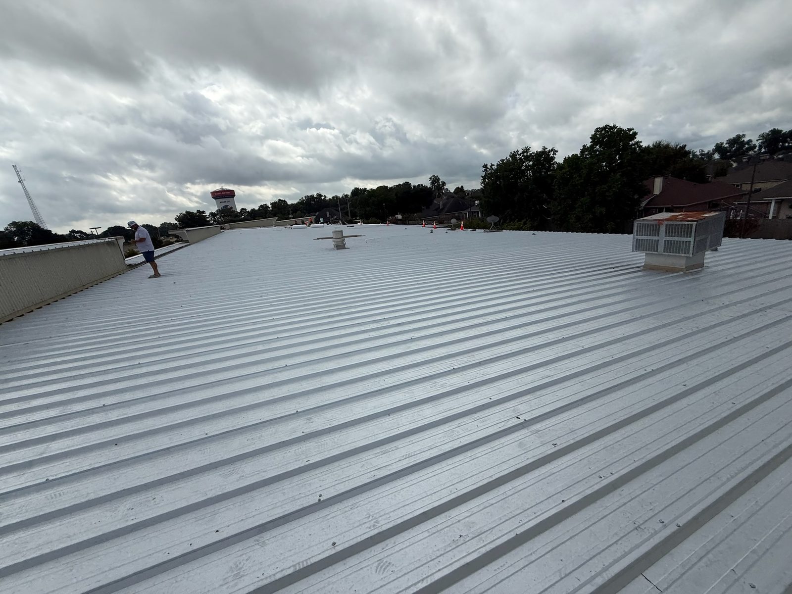 New commercial metal roof installation in Shreveport-Bossier City
